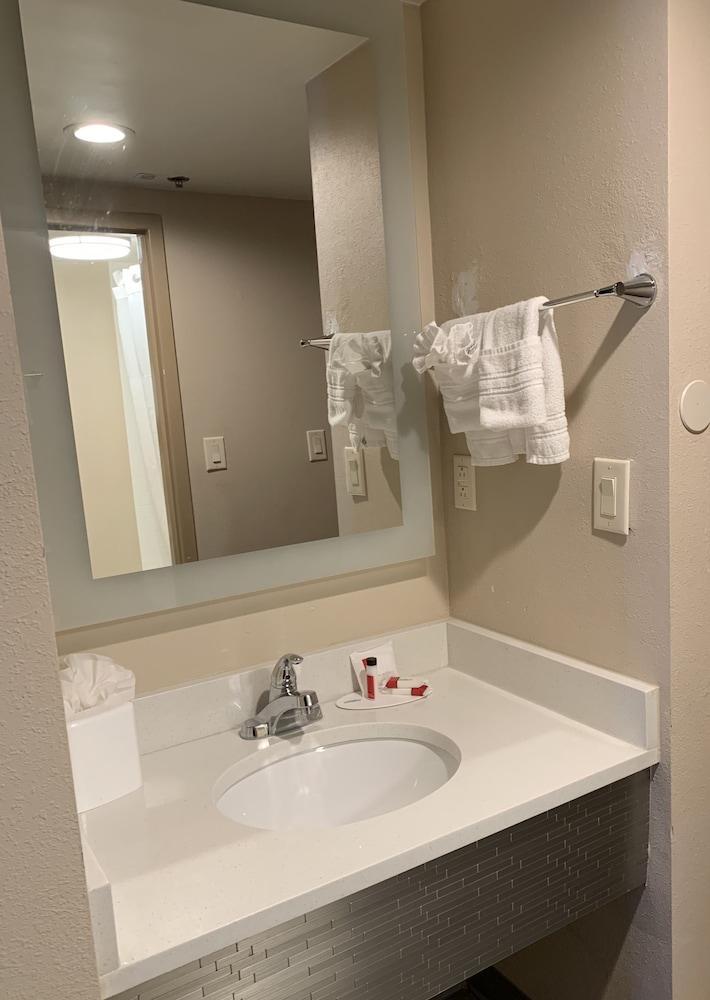 Days Inn By Wyndham Horsham Philadelphia Exteriér fotografie