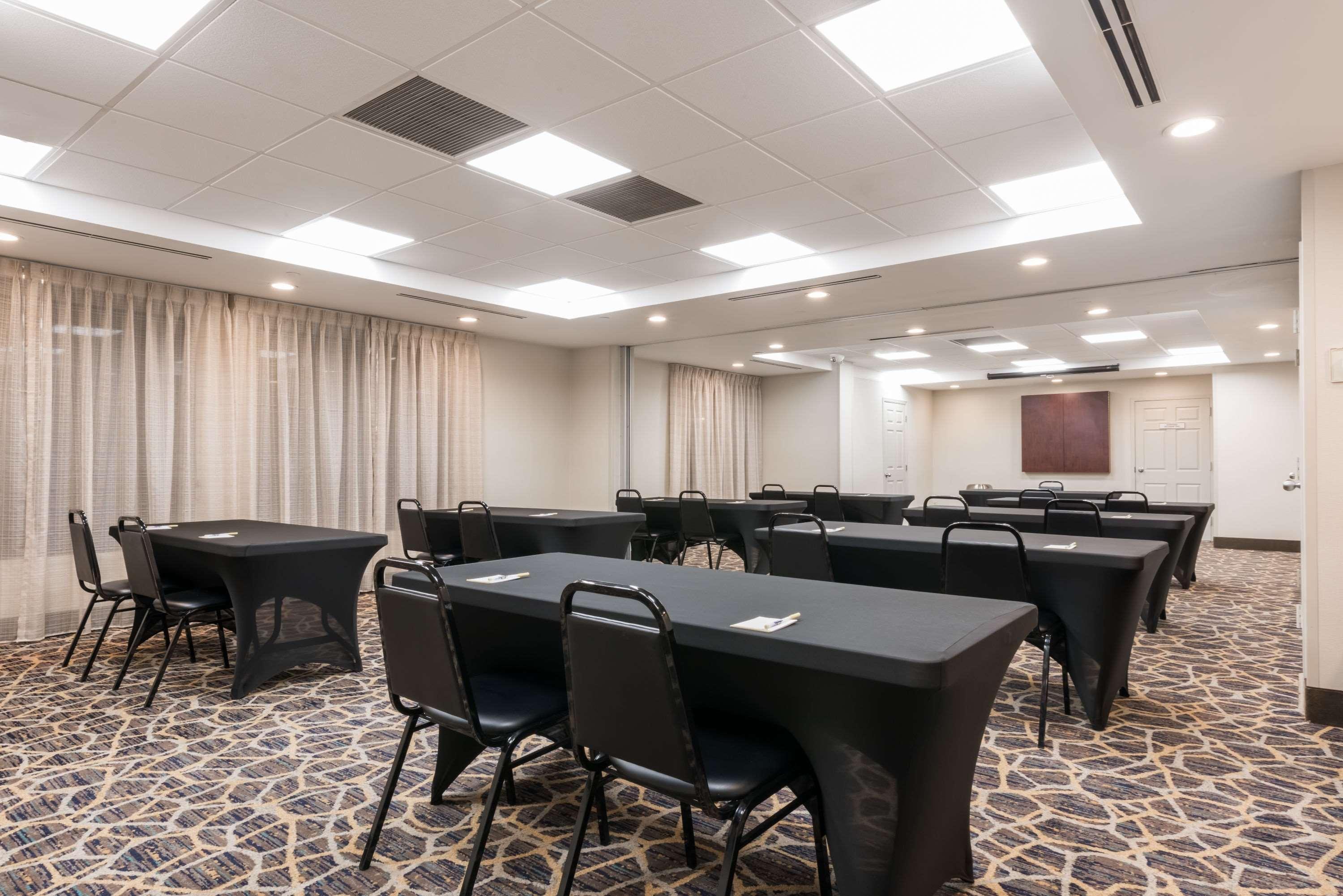 Days Inn By Wyndham Horsham Philadelphia Exteriér fotografie