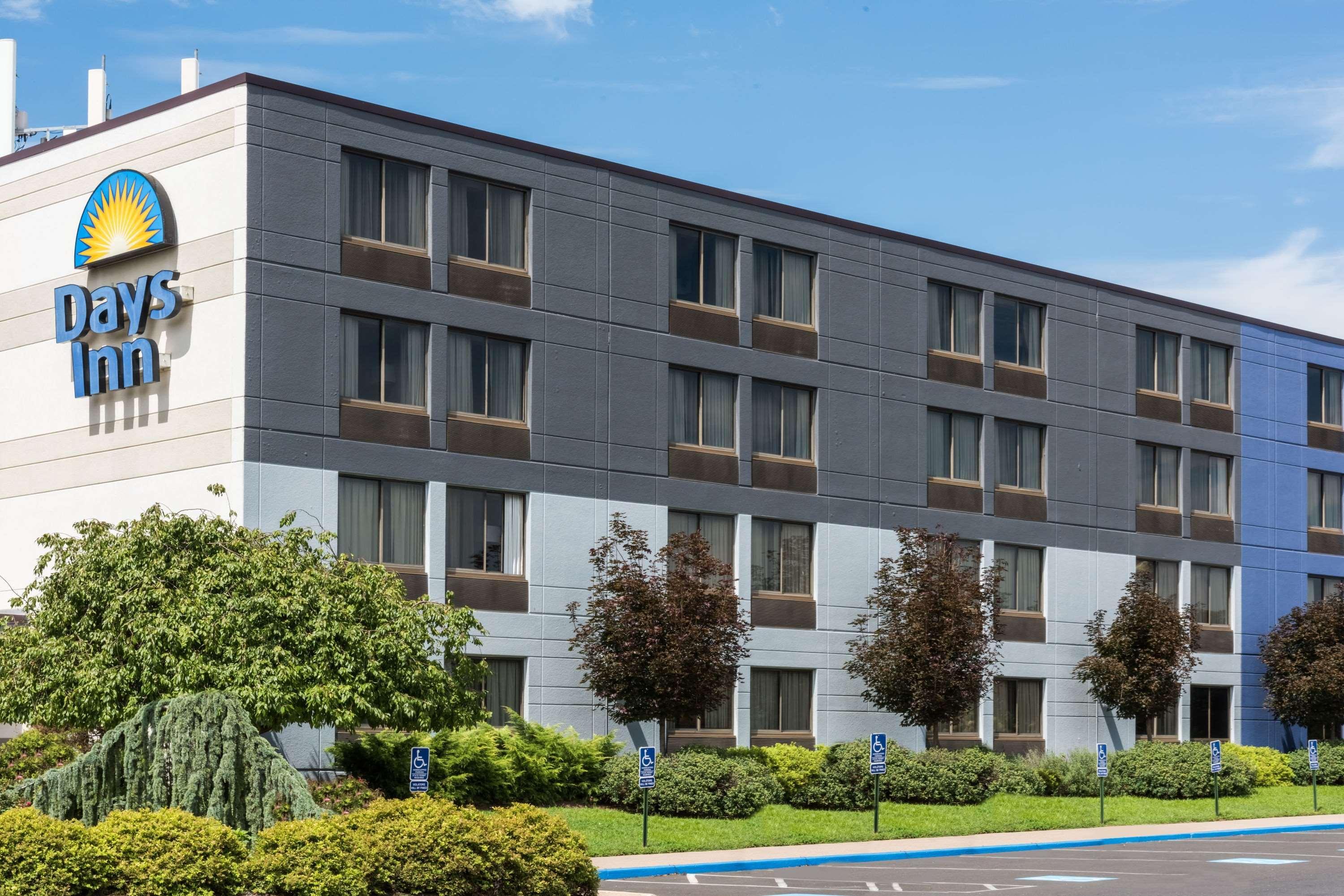 Days Inn By Wyndham Horsham Philadelphia Exteriér fotografie