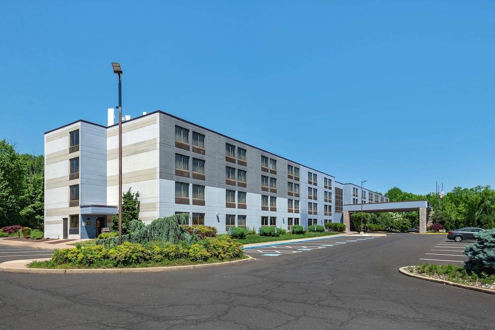 Days Inn By Wyndham Horsham Philadelphia Exteriér fotografie