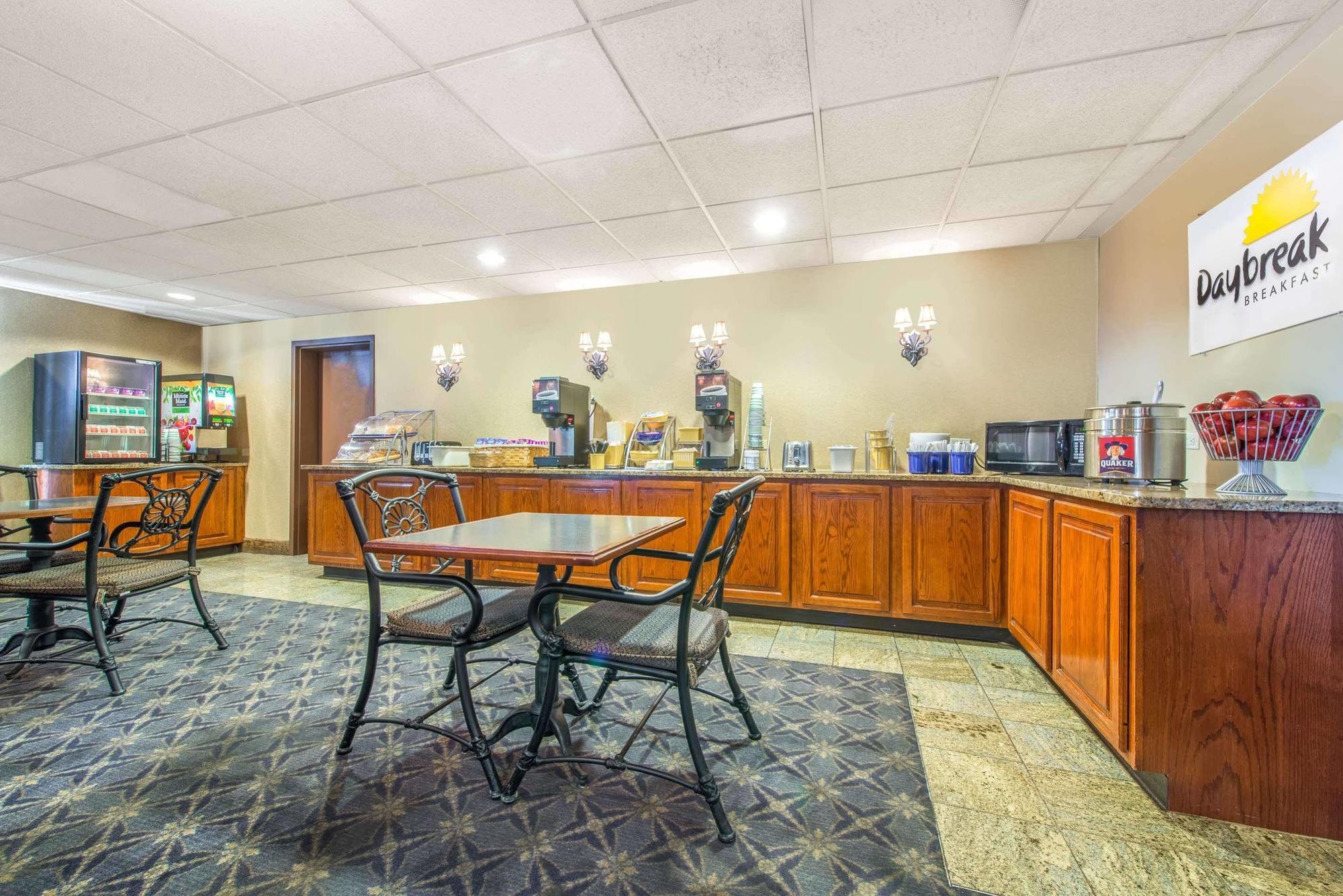 Days Inn By Wyndham Horsham Philadelphia Exteriér fotografie