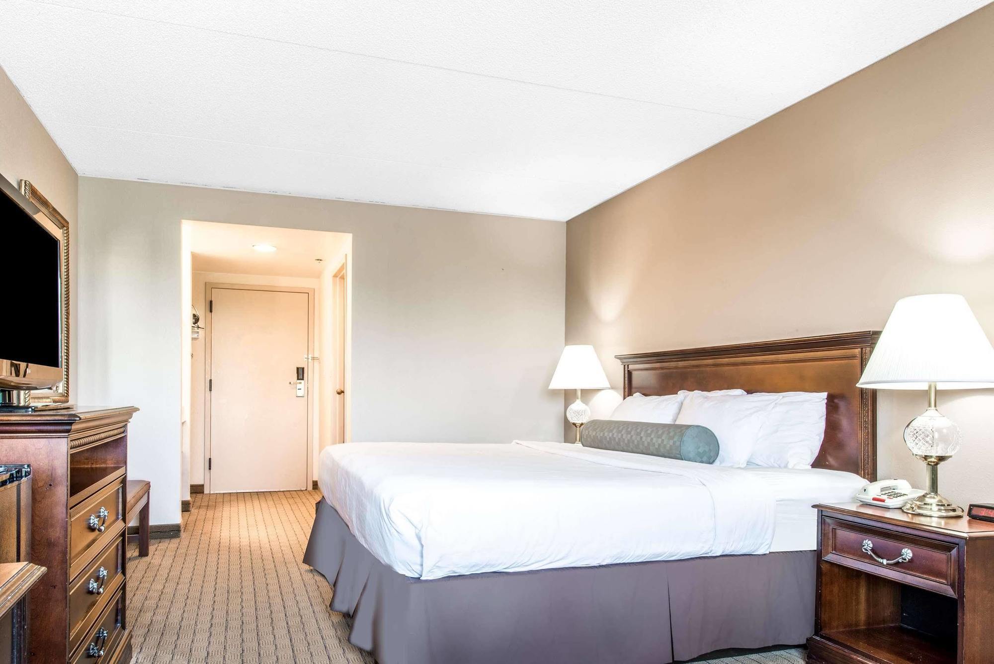 Days Inn By Wyndham Horsham Philadelphia Exteriér fotografie
